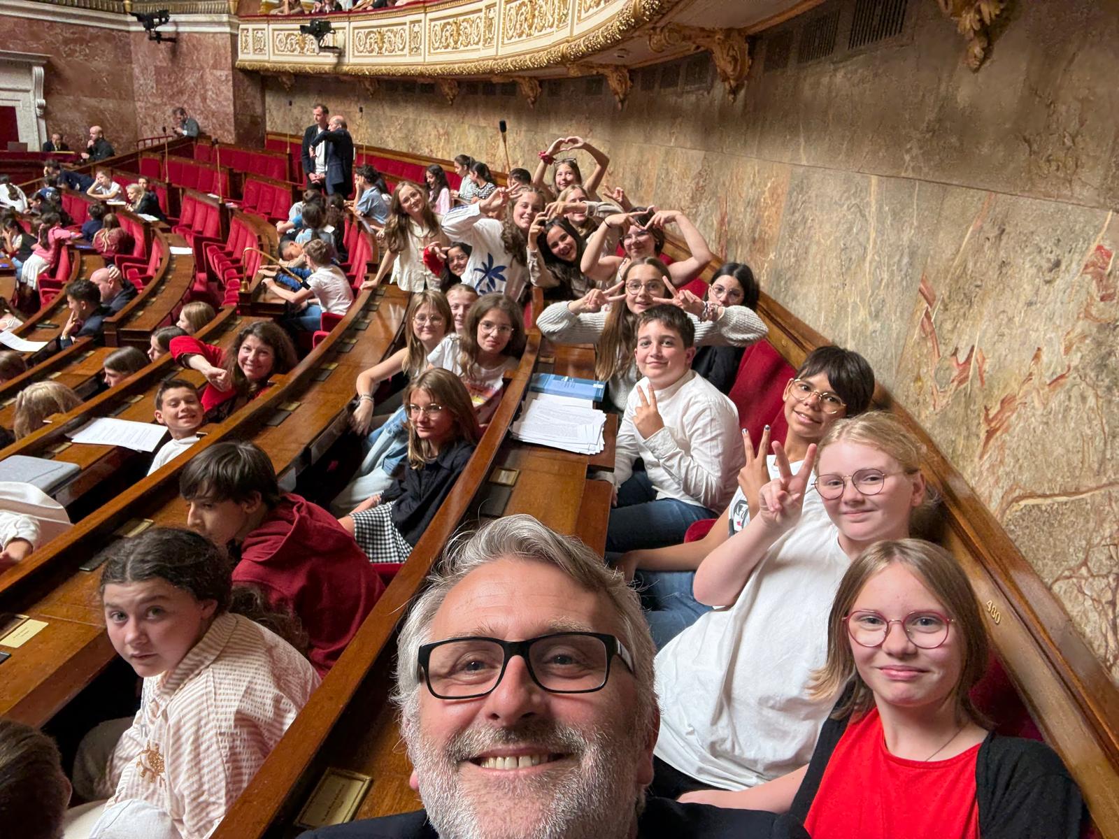 groupe 1 intérieur de l'Assemblée nationale