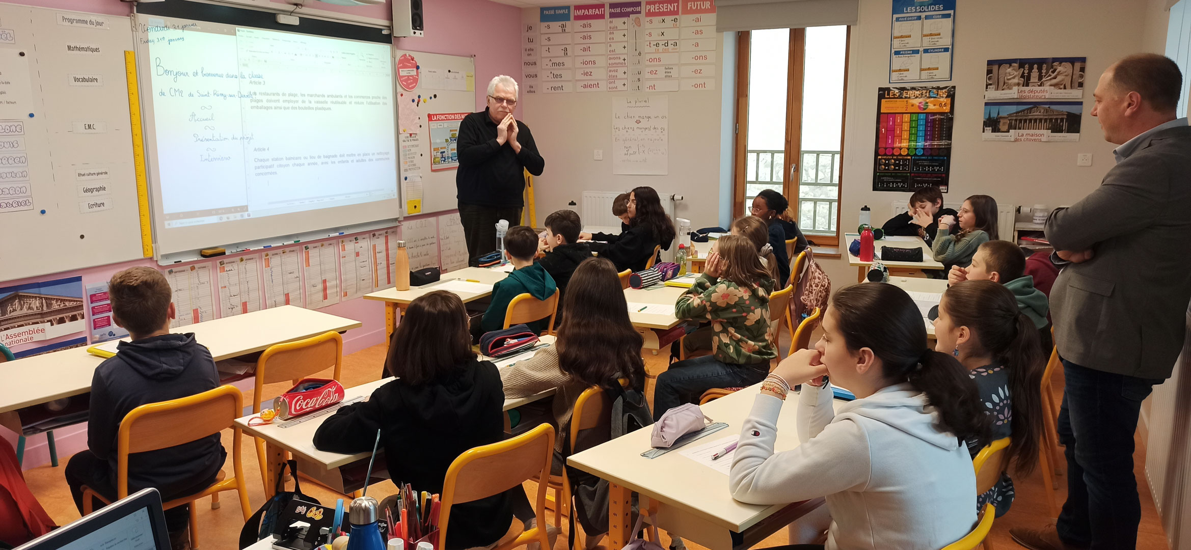 Le député Chassaigne à l’école Saint-Rémy-sur-Durolle